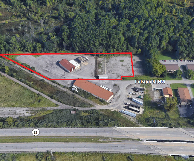 400 Folsom St NW, Warren, OH 44483