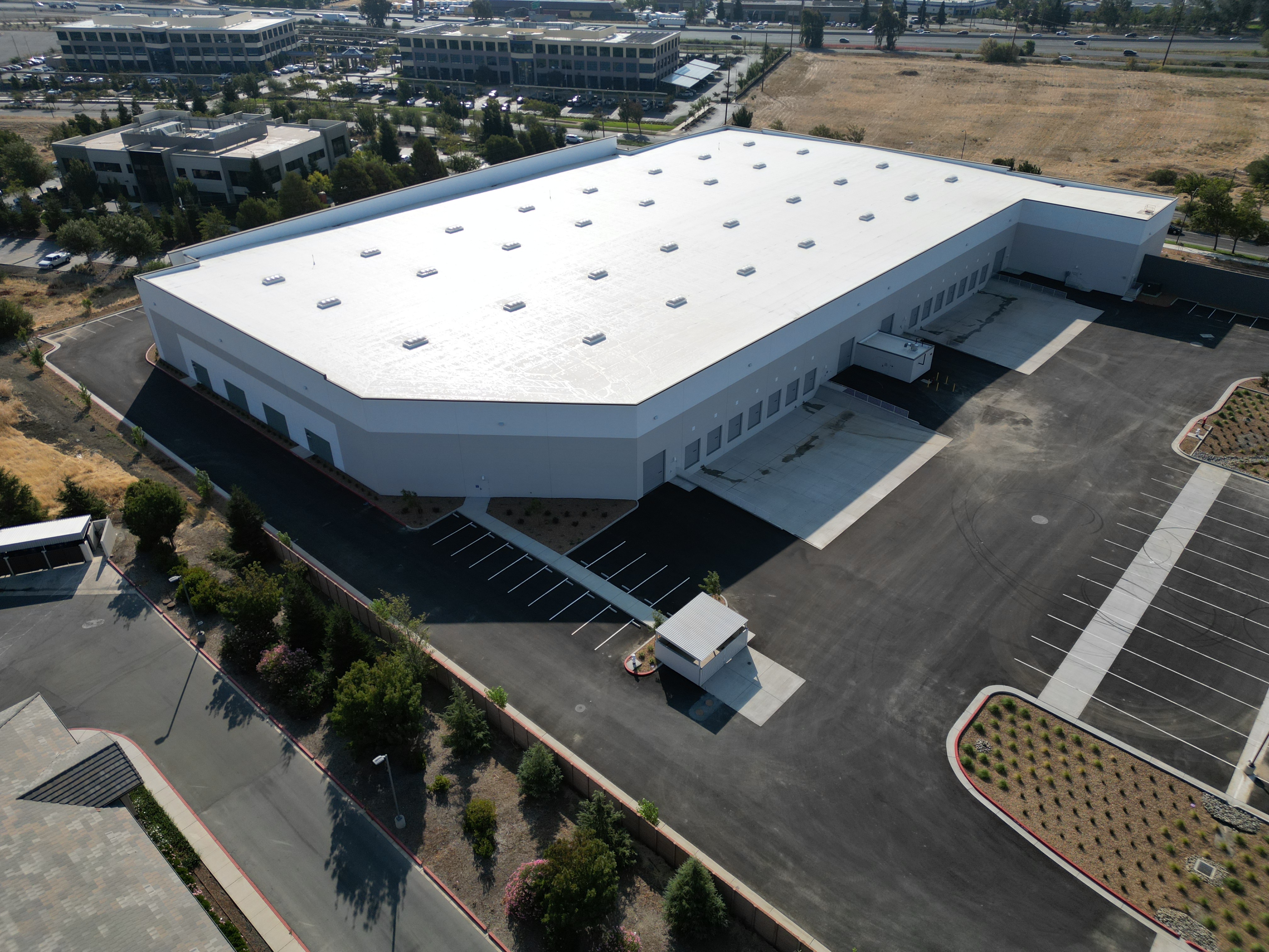 4700 Business Center Dr — Lease in Fairfield, CA, photo 2 of 8