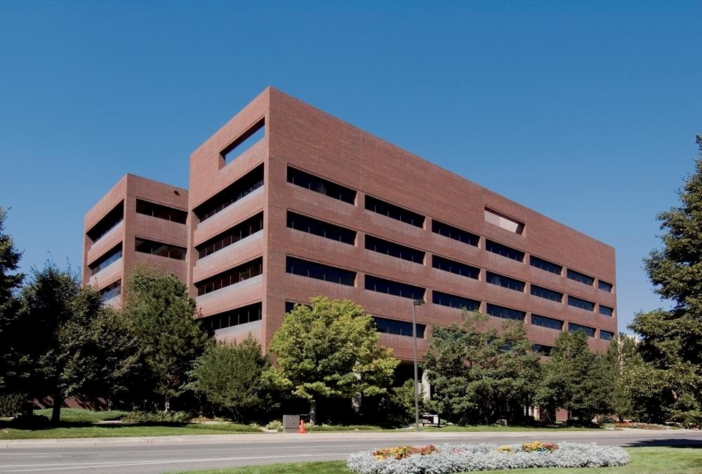 4949 S Syracuse St, Denver, CO 80237