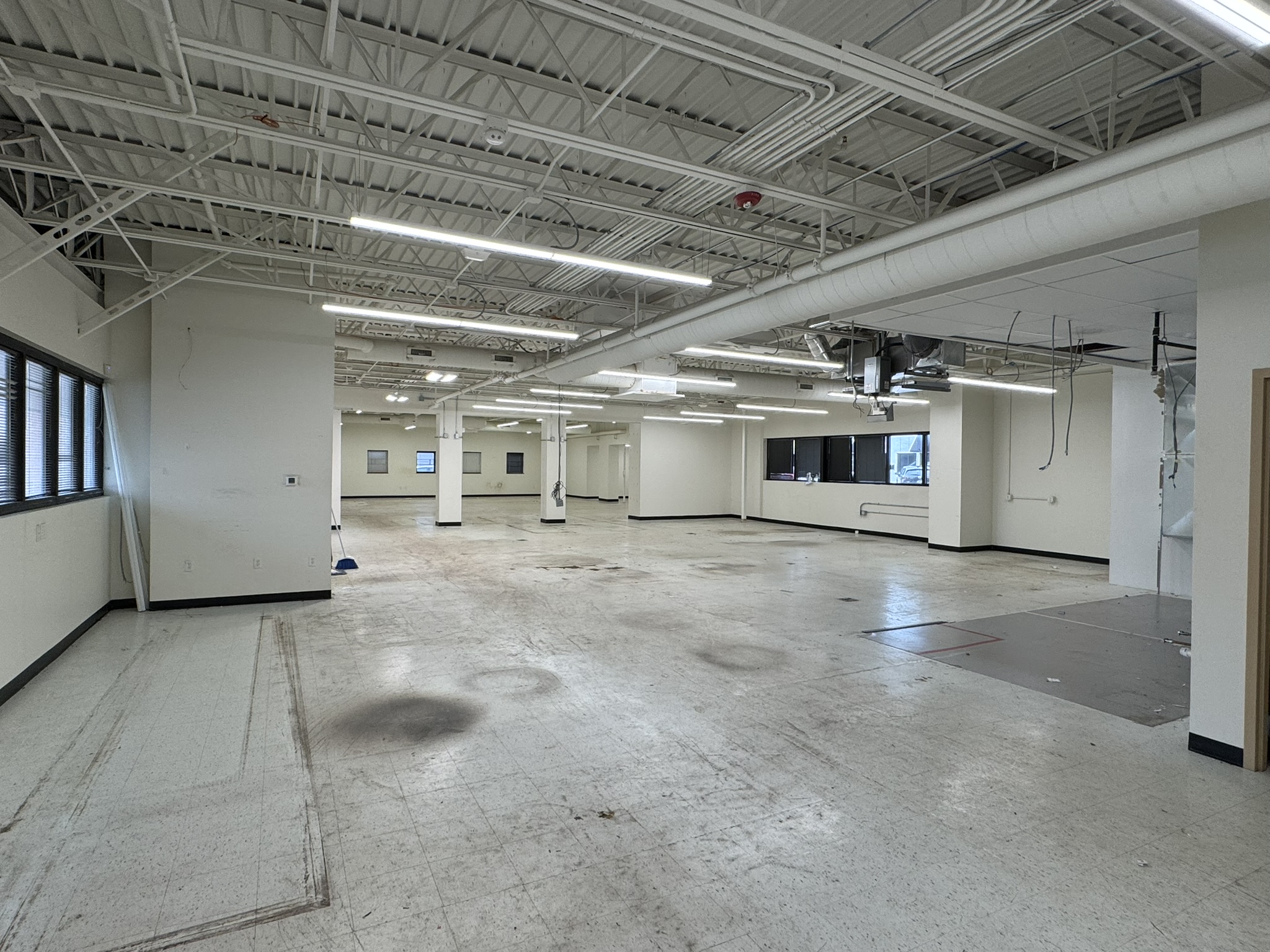 211 SW Walnut St — Lease in Ankeny, IA, photo 5 of 8