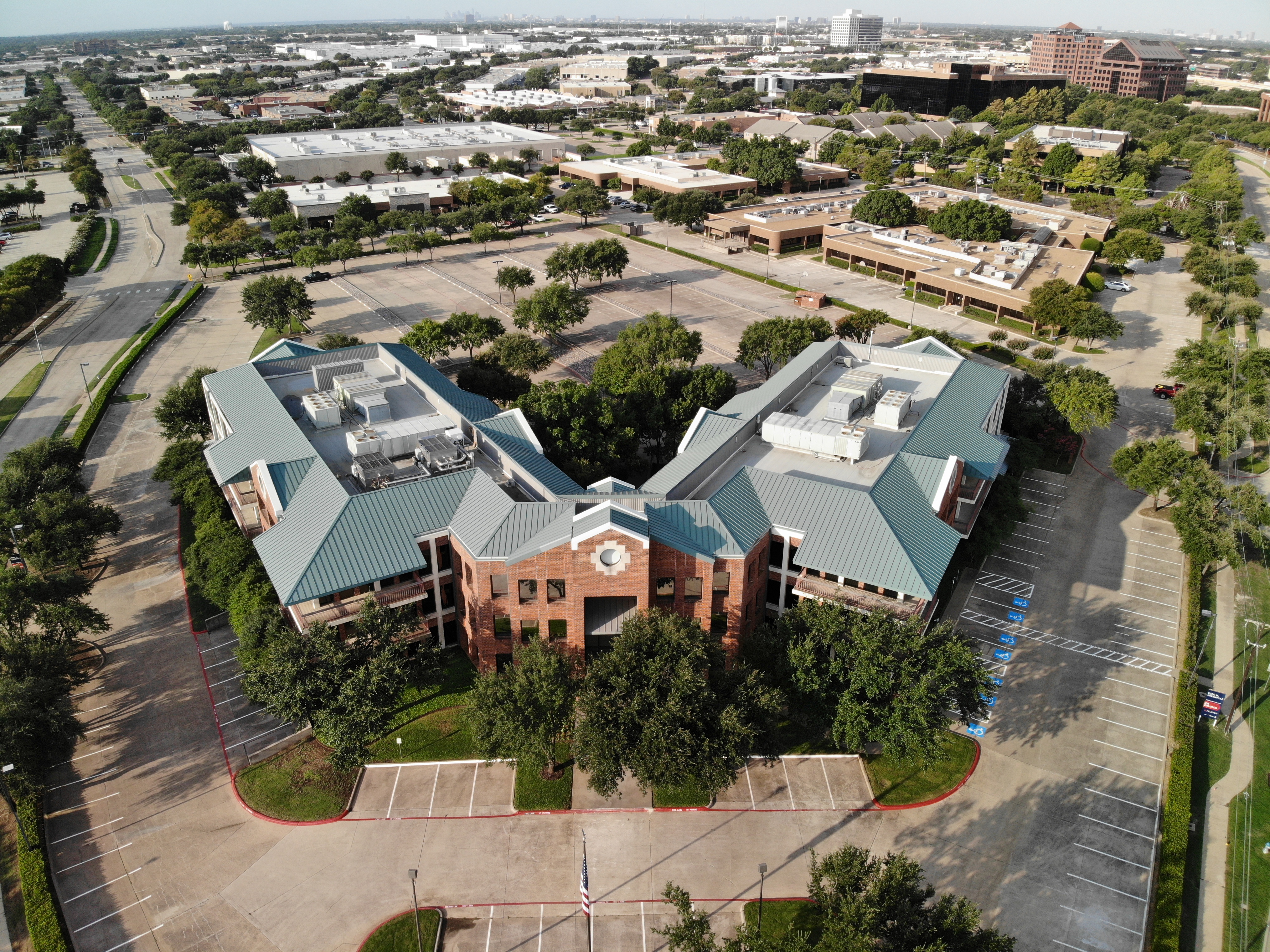 2200 N Greenville — Lease in Richardson, TX, photo 3 of 8