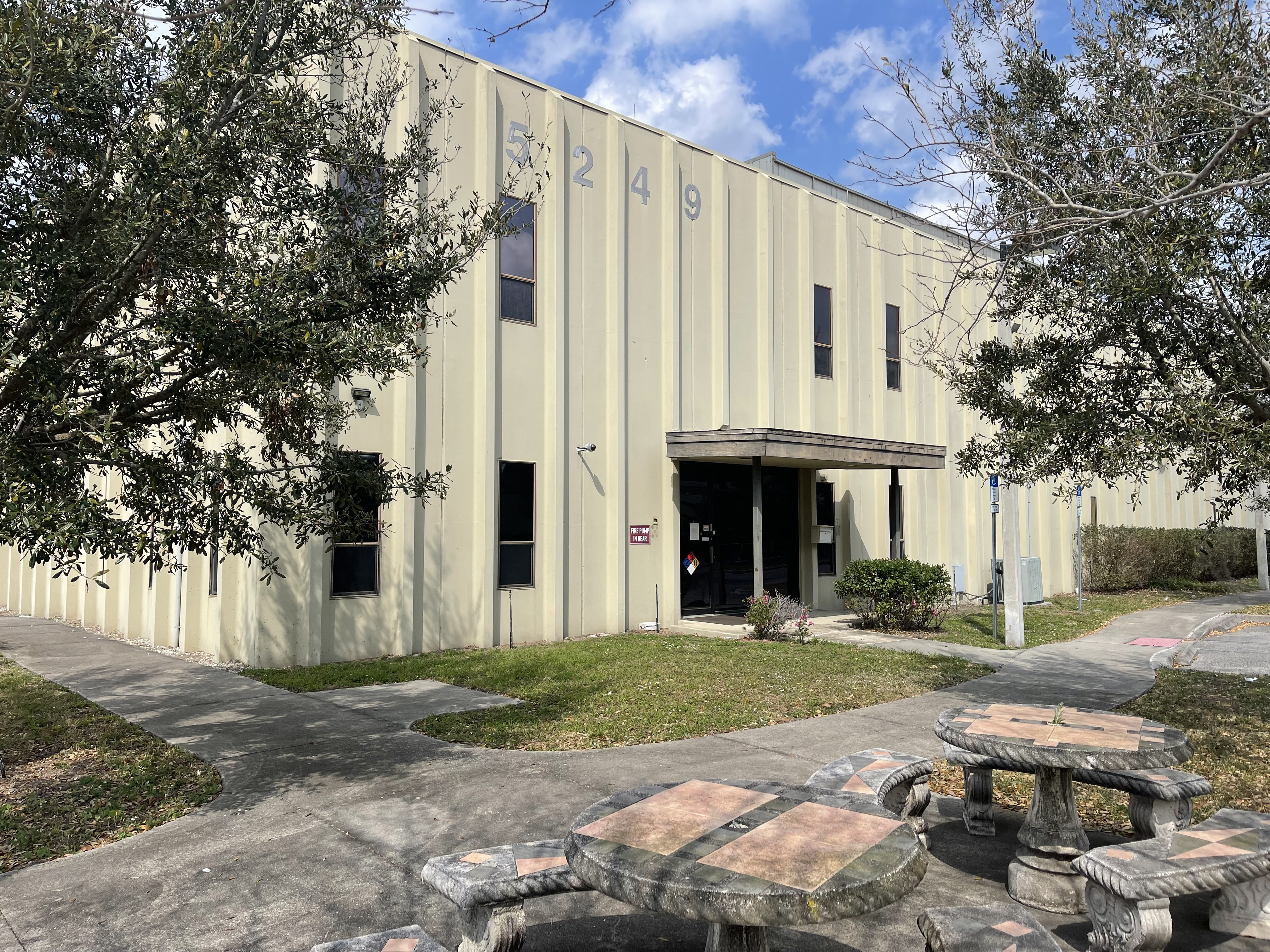 5249 L B McLeod Rd - photo 1 - Orlando, FL
