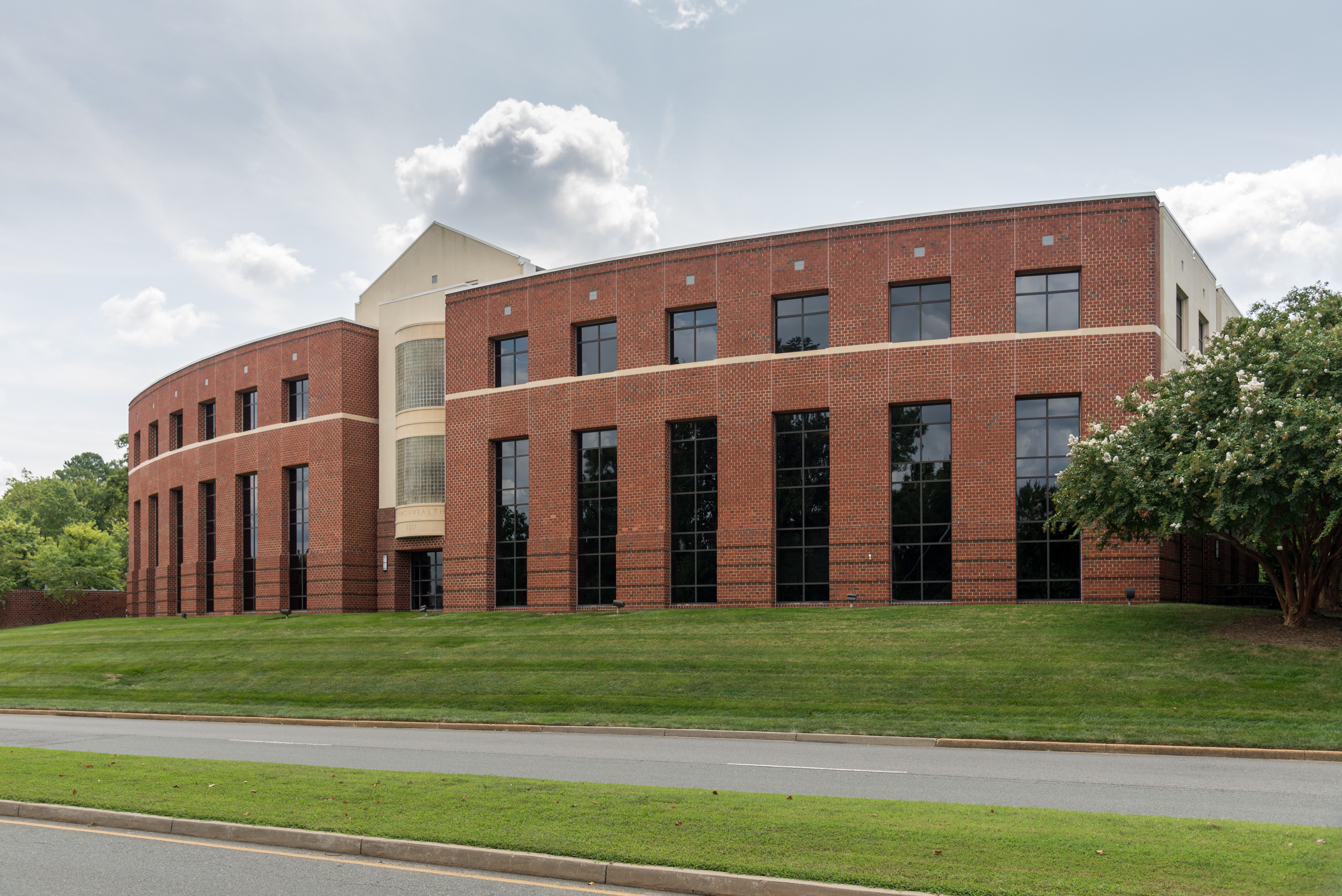 7301 Forest Ave, Richmond, VA 23226