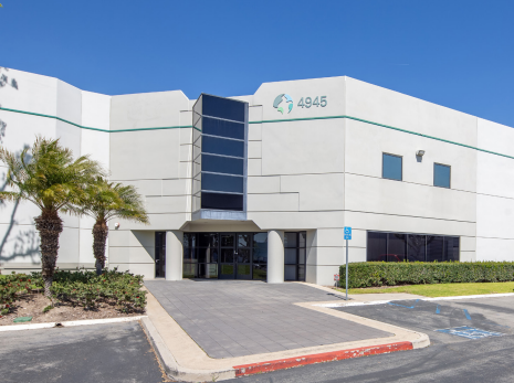 4935-4945 E Hunter Ave — Lease in Anaheim, CA, photo 1 of 4