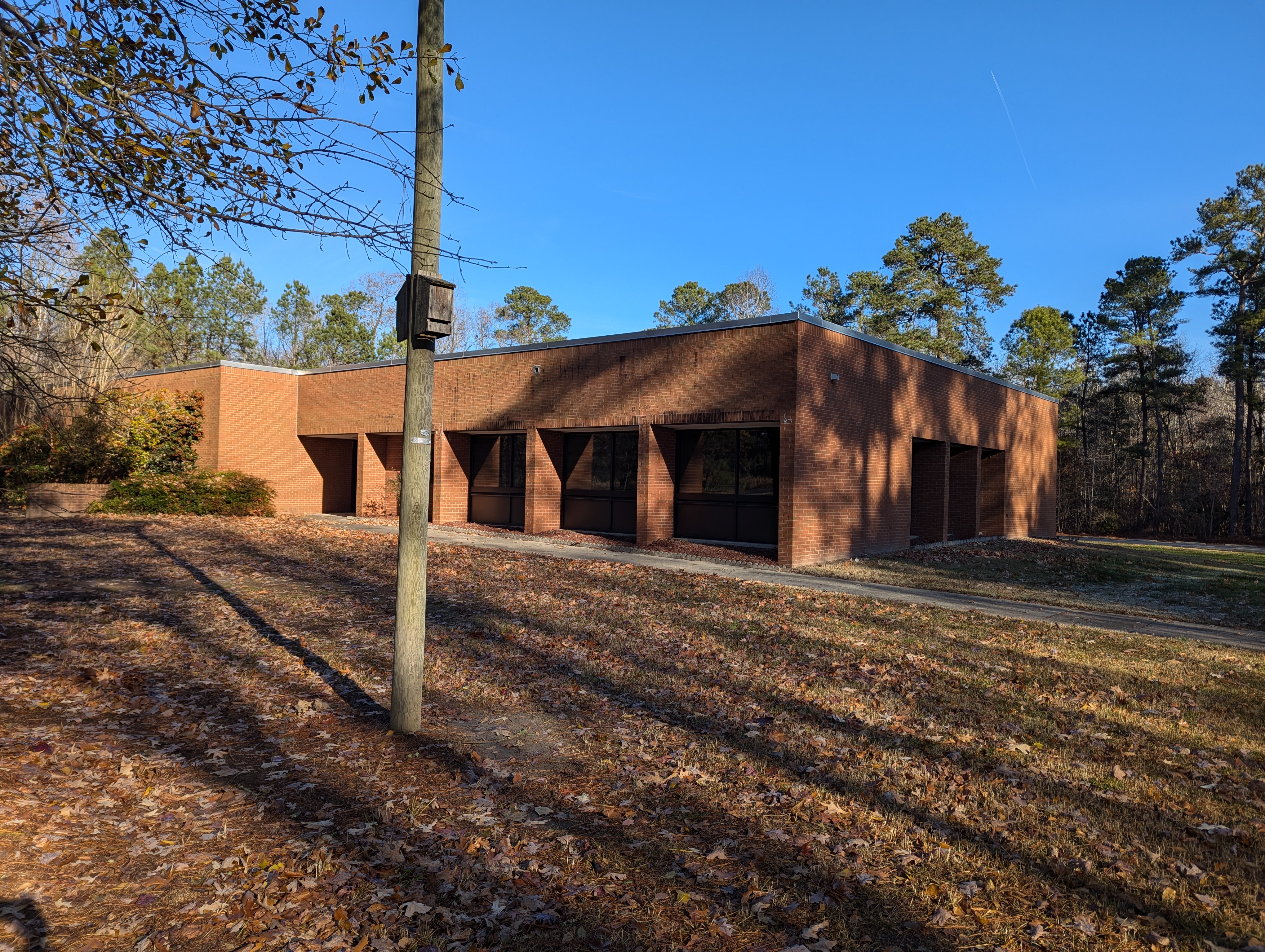 34591 General Mahone Blvd, Ivor, VA 23866