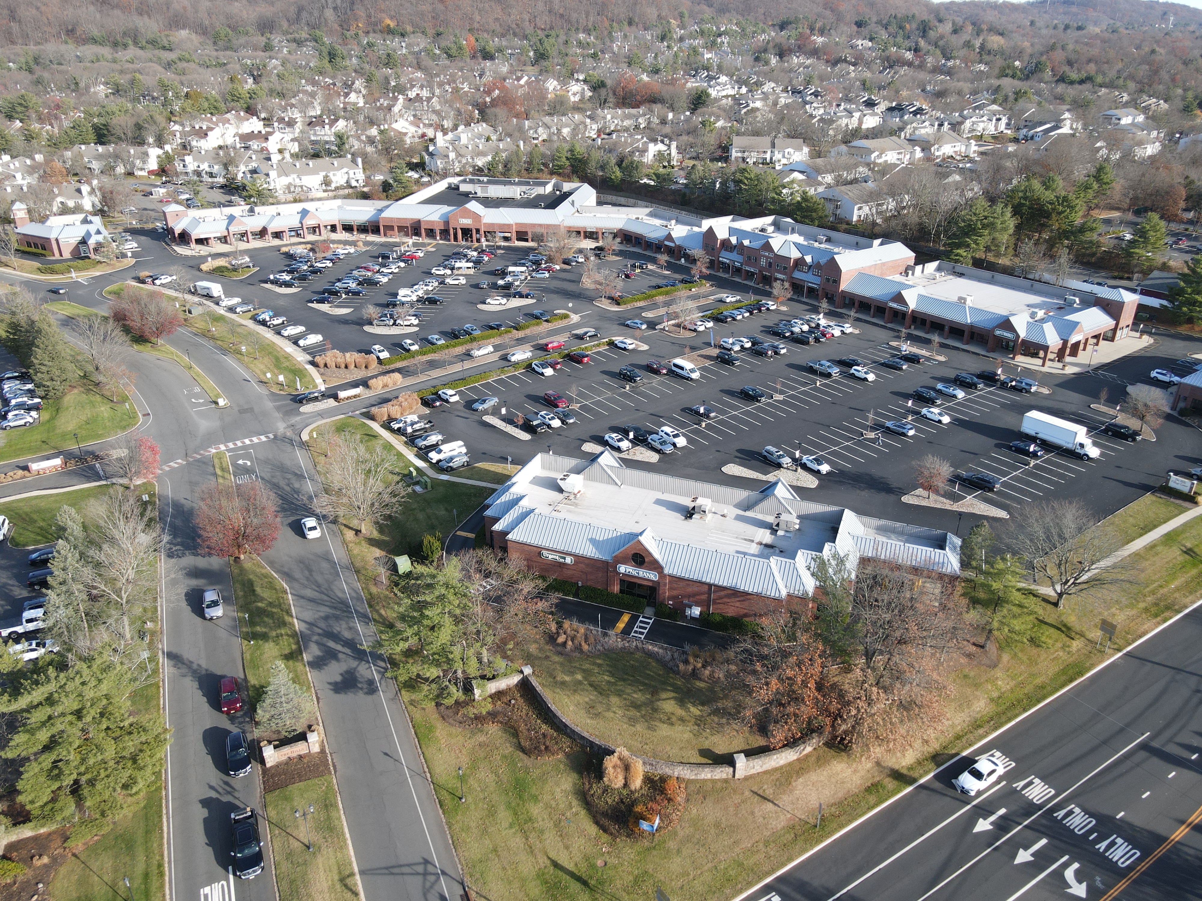 The Hills Village Center — Lease in Bedminster, NJ, photo 1 of 8