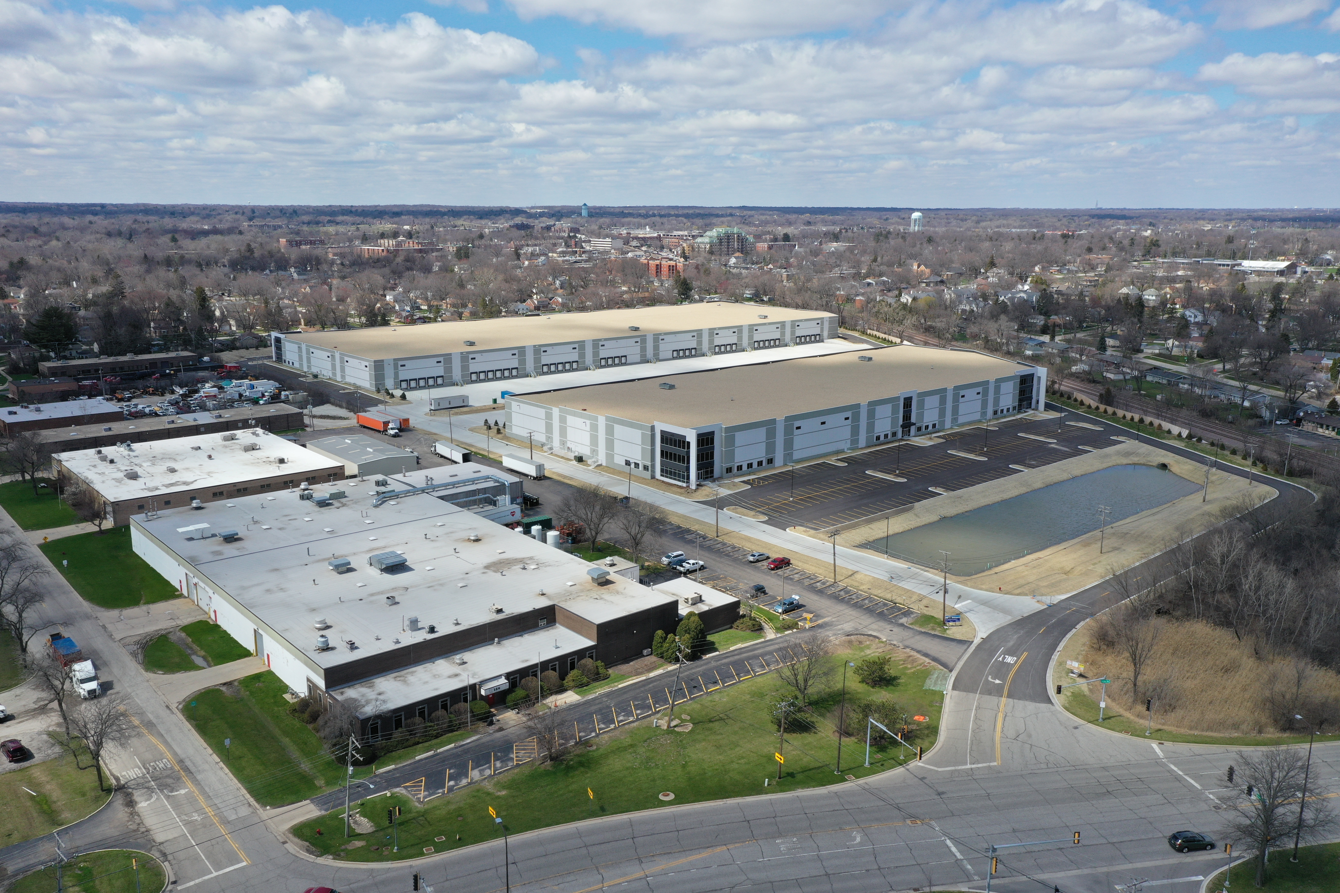 150 Sellstrom (Building 2) — Sale in Palatine, IL, photo 1 of 4