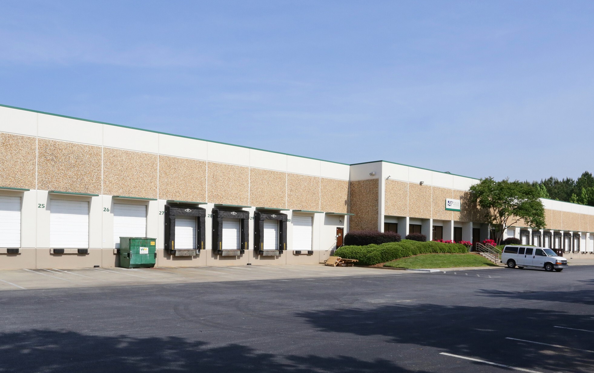 Bldg 23 — Lease in Atlanta, GA, photo 1 of 8