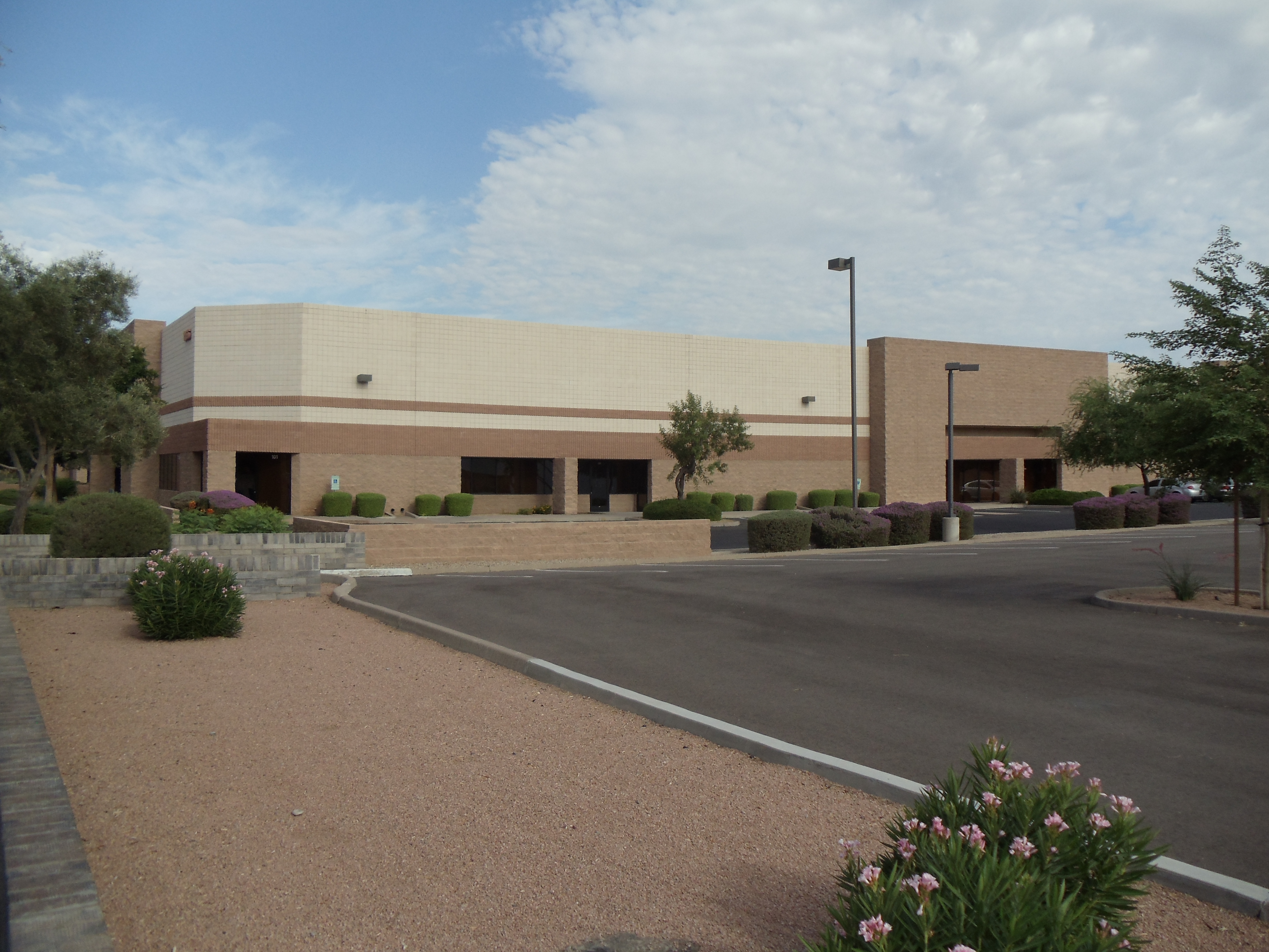 Tempe Southern - Bldg B — Lease in Tempe, AZ, photo 1 of 4