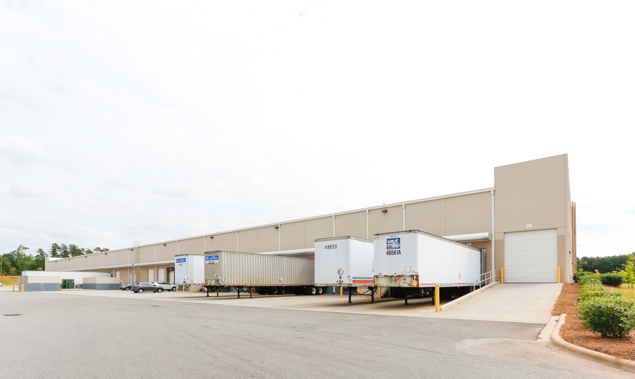 Steele Creek Commerce Park — Lease in Charlotte, NC, photo 2 of 8