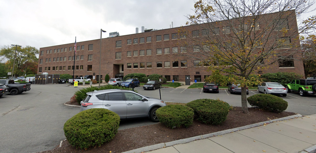 313 Pleasant St, Watertown, MA 02472