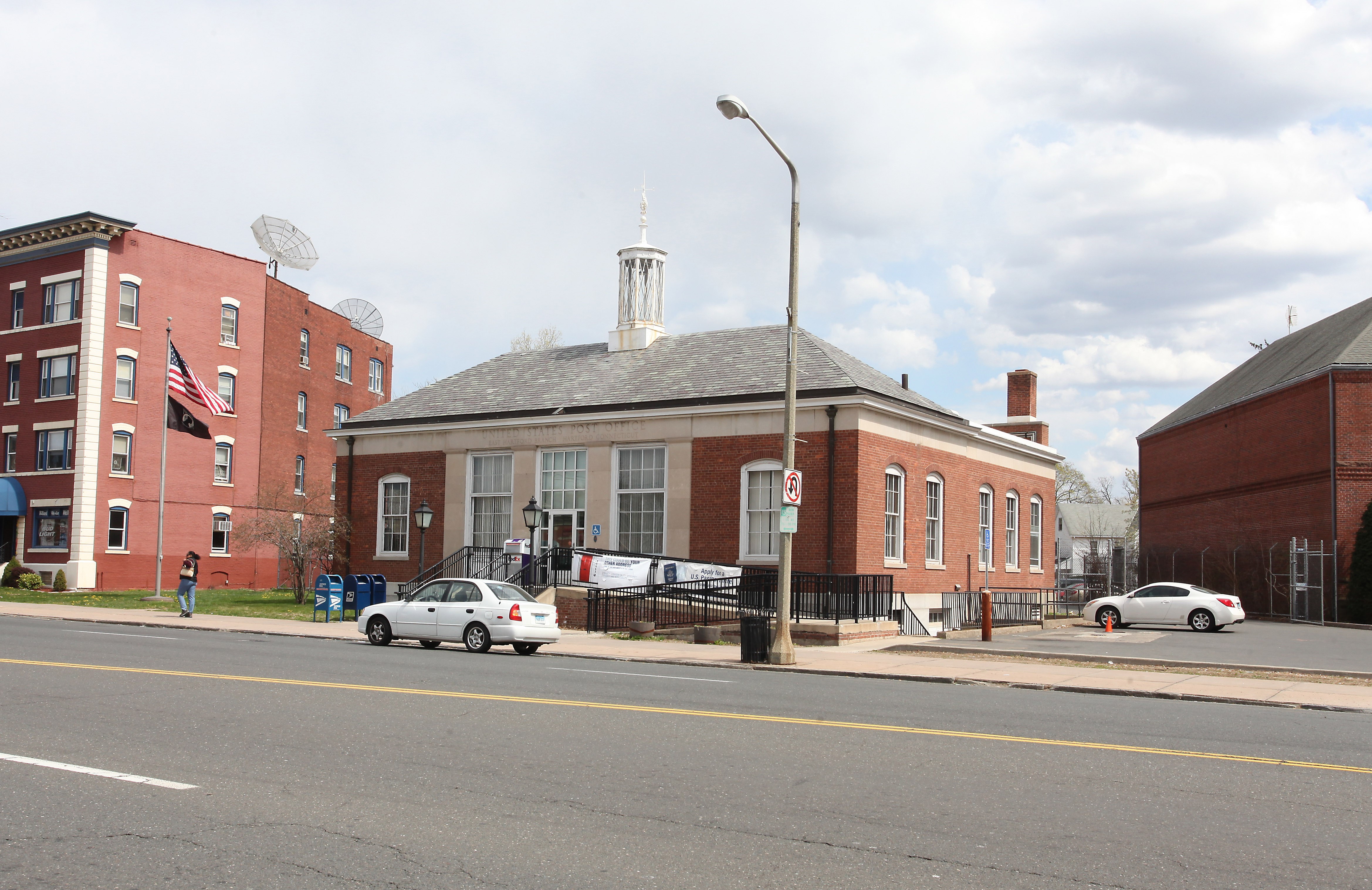 East Hartford, Ct - Main Post Office, 850 Main St | JLL Properties - US