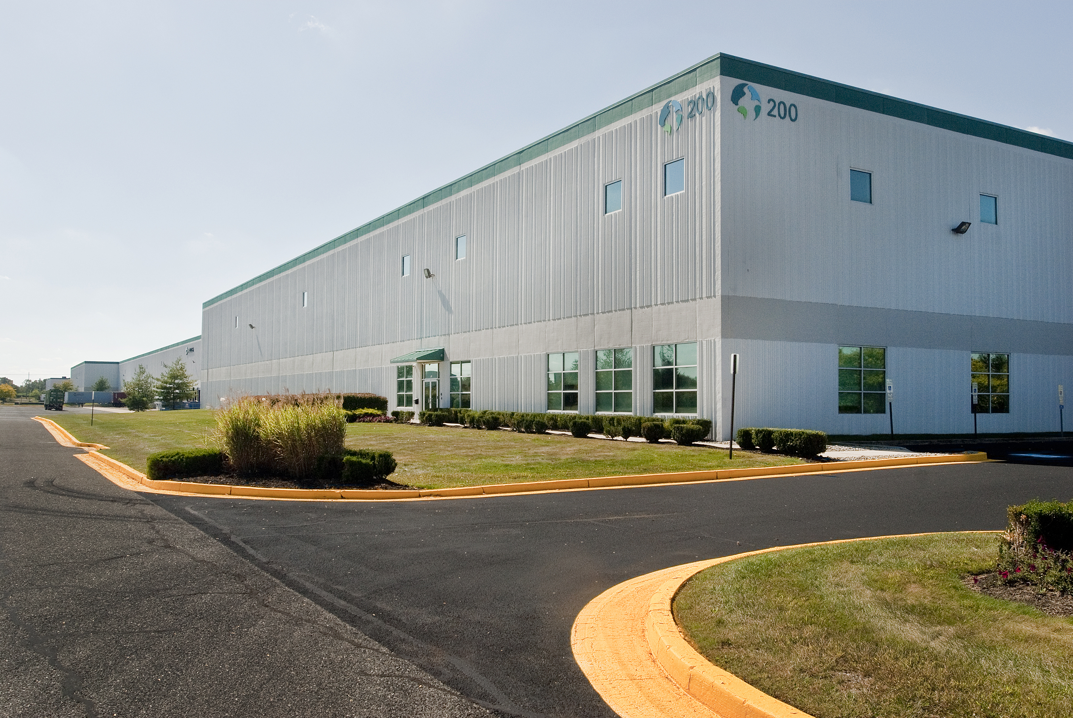 200 Docks Corner Road — Lease in Dayton, NJ, photo 1 of 4