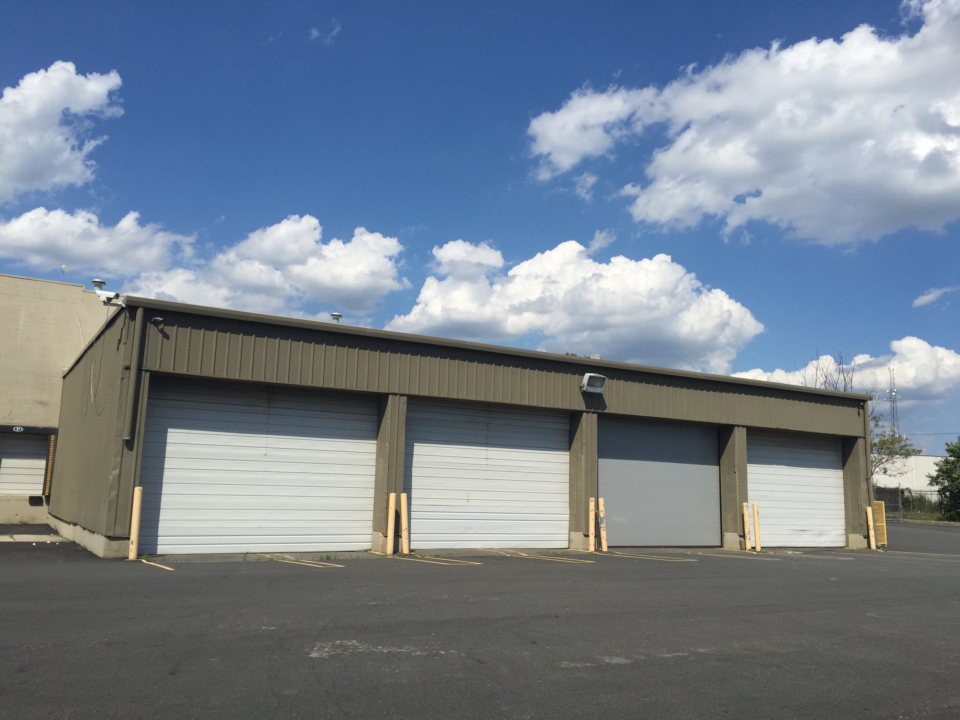 Harmon Cove Industrial Pk — Lease in Secaucus, NJ, photo 4 of 8