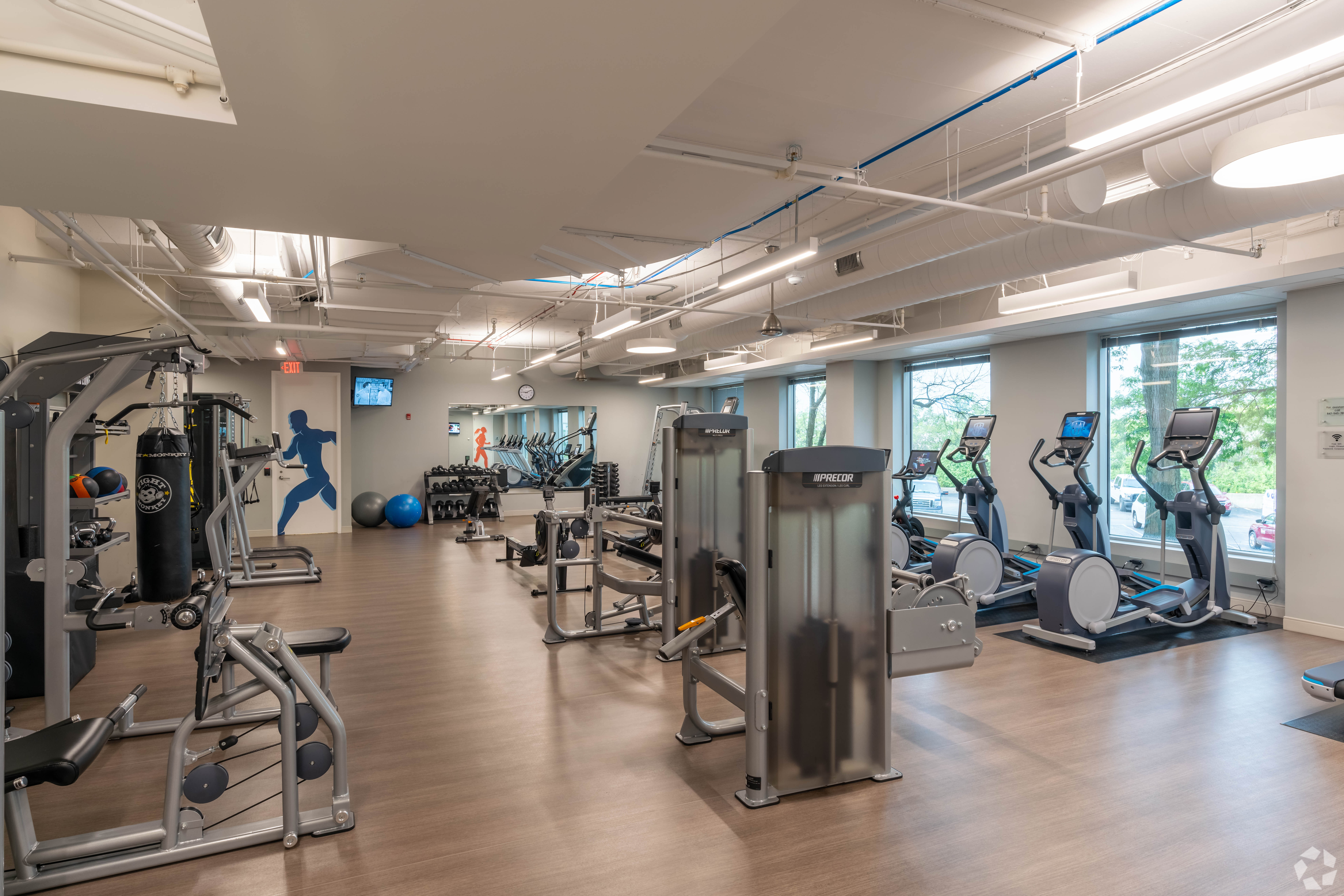 Corporate 540 — Lease in Deerfield, IL, photo 6 of 8