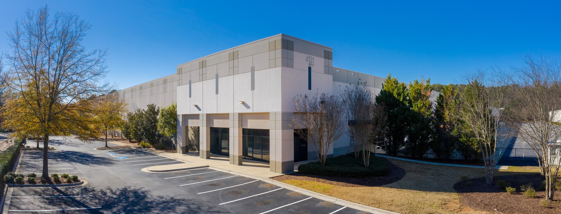 Southmeadow A — Lease in Atlanta, GA, photo 1 of 4