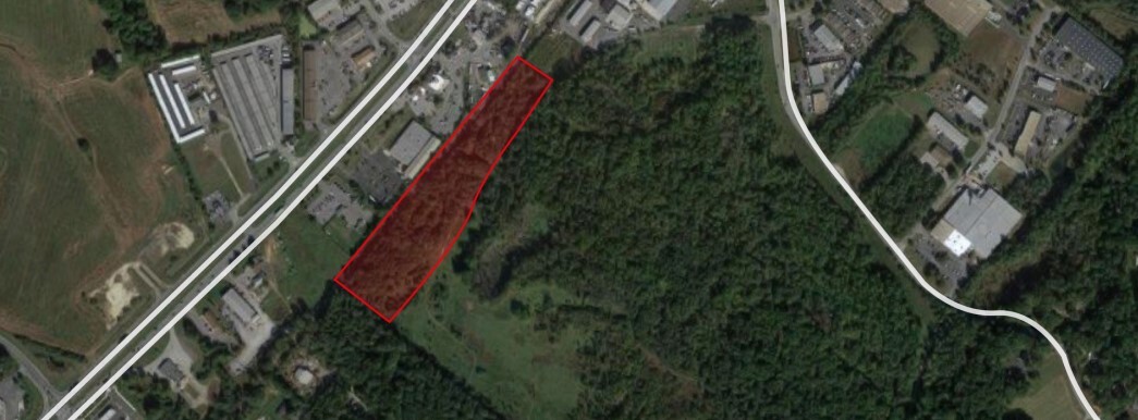 10725 Demarr Rd — Lease in White Plains, MD, photo 1 of 4