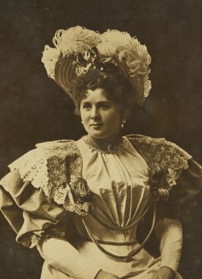 Aufnahme von Alb. Meyer, Hofphotograph, Berlin; Pigmentimitation der Verlagsanstalt F.Bruckmann A.-G. München