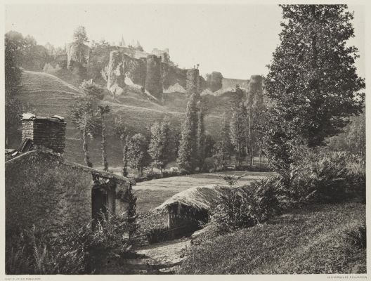 Bressuire (Deux-sèvres) La Chateau et la Vallee du Dolo