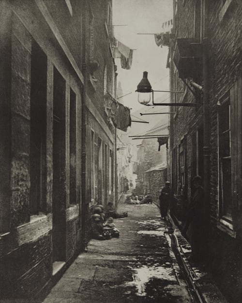 Close. No 80 High Street Annan, Thomas  (Scottish, 1829-1887)