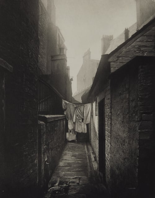 Close No. 11 Bridgegate Annan, Thomas  (Scottish, 1829-1887)