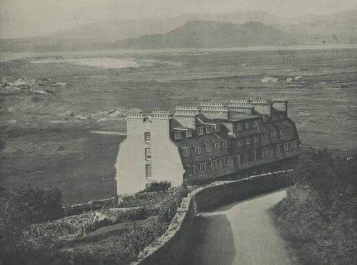 Plate XV The St. David’s Hotel Coburn, Alvin Langdon  (American, 1882-1966)