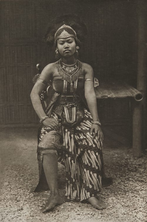 Danseuse Javanaise J. Levy & Cie  (French, 1883-1913)