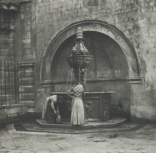 Antiker Brunnen in Ragusa. Rothschild, Nathaniel Mayer von  (Vienna, 1836-1905)