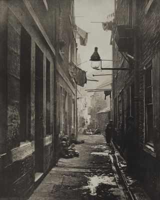 Close. No 80 High Street