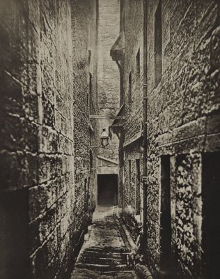 Close No.  61 Saltmarket