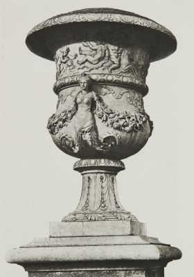 Ext. 49 Jardin des Tuileries