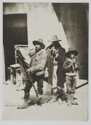 Pifferari Jouant de Leurs Instruments au 21 Quai Bourbon