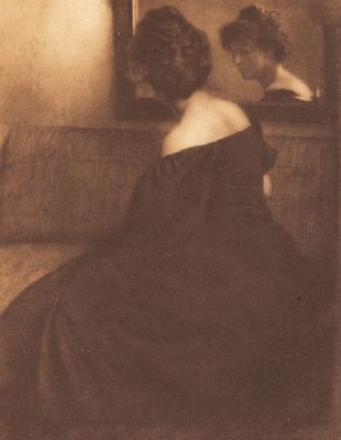 Portrait – The Mirror