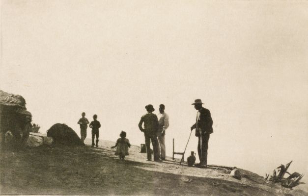 Group on a Hill Road – Grananda