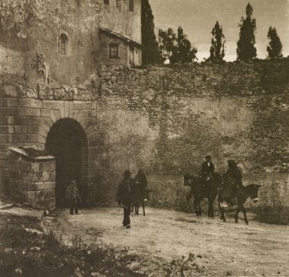 A Gateway – Segovia