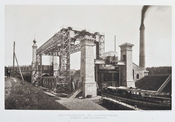 Schiffshebewerk bei henrichenburg. Ansicht vom unterhaupt.