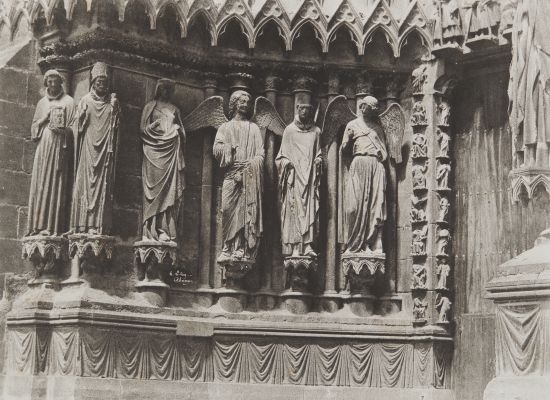 Reims. Portail de Gauche. Ebrasement de Gauche Saint Thierry, Saint Remy, Saint, enme deux angels