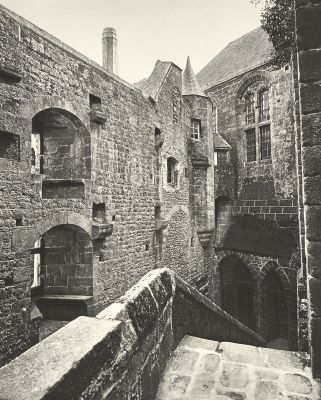 Pl. 9 Cour de la Merveille