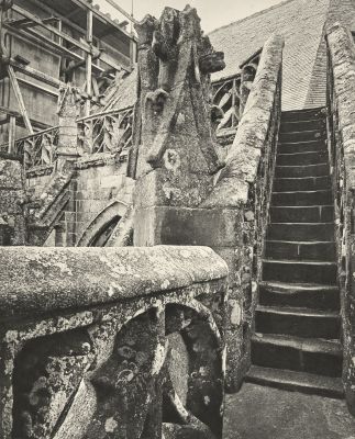 Pl. 20 L’escalier de deutelle