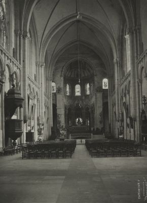 Pointers (Vienne) Église Saint Radegonde