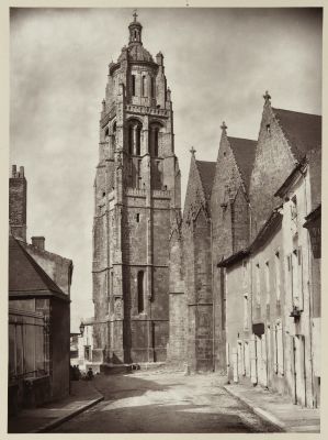 Bressuire (Deux-sèvres) L’Église