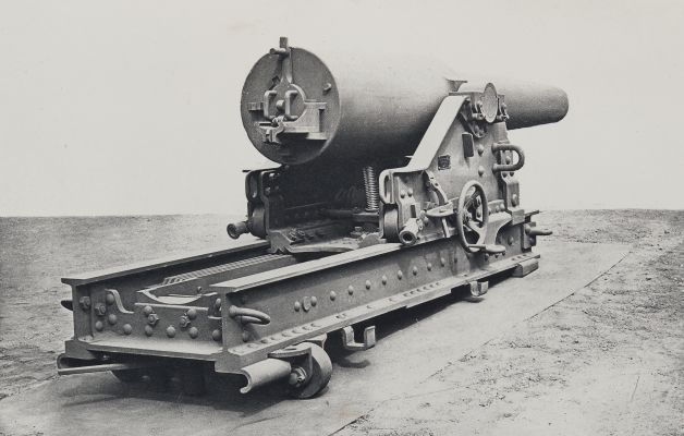 Canon de 14 C/M sur Affût de Batterie à Freins à Lames