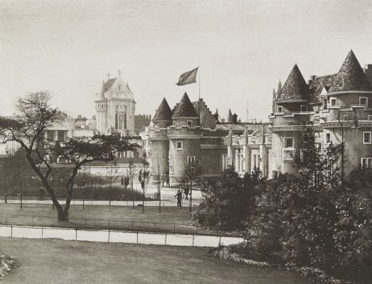 The Palace of History and Palace of Industry