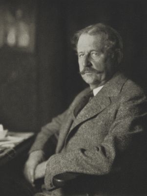 Harry McMahon Painter