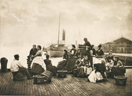 In Erwartung des Dampfbootes