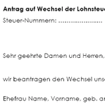 Dieses Schreiben richtet ein Ehepaar an die zuständige Stadtverwaltung und beantragt bei dieser den Wechsel der Steuerklassen 4 und 4 zu den Klassen 5 und 3.