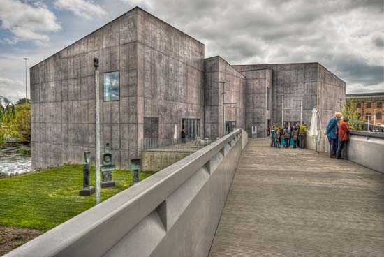 The Hepworth Wakefield