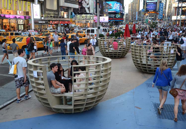 meeting-pods-in-ny-3-courtesy-of-times-square-alliance