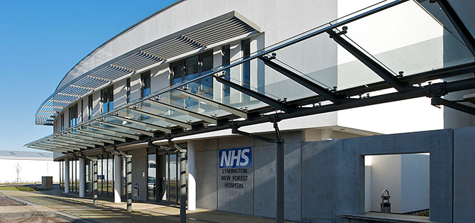 Lymington Hospital exterior