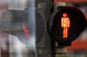 Pedestrian crossing red man